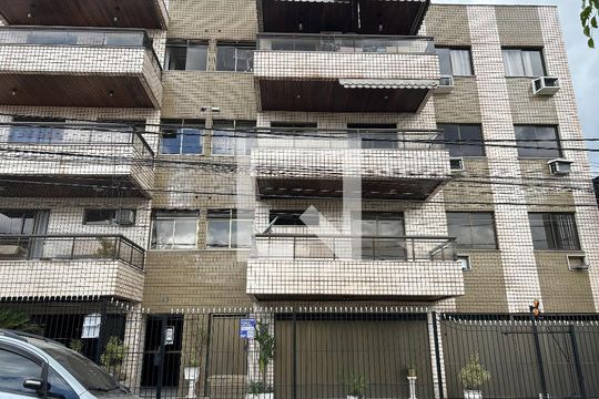 Fachada de apartamento para alugar com 2 quartos, 66m² em Osvaldo Cruz, Rio de Janeiro