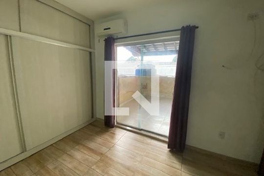 Casa à venda com 3 quartos, 130m² em Vila Fernandes, São Paulo