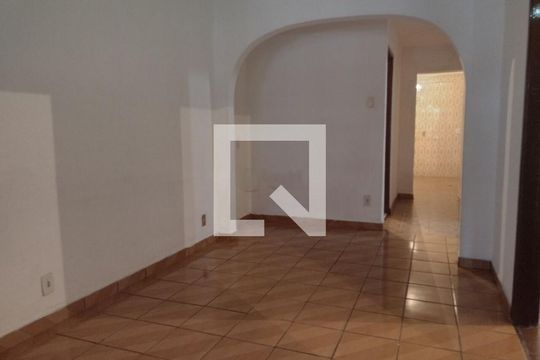 Casa à venda com 5 quartos, 119m² em Conjunto Habitacional Marechal Mascarenhas de Morais, São Paulo