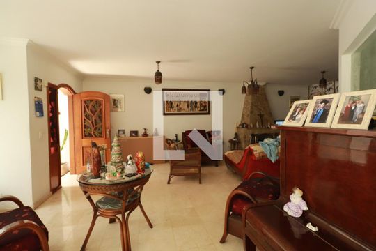 Sala de casa à venda com 4 quartos, 283m² em Tatuapé, São Paulo