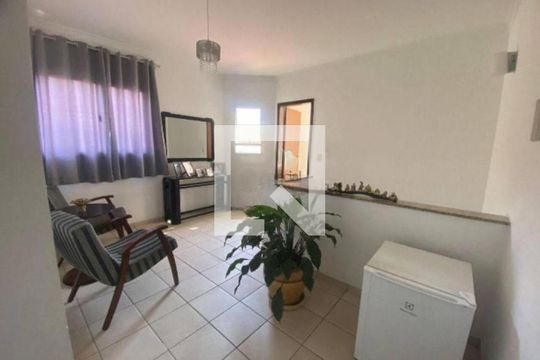 Casa à venda com 3 quartos, 159m² em Vila Carrão, São Paulo