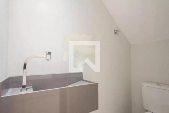 Casa à venda com 3 quartos, 149m² em Vila Santa Isabel, São Paulo