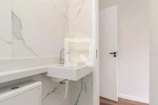 Casa à venda com 3 quartos, 149m² em Vila Santa Isabel, São Paulo
