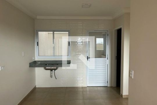 Apartamento à venda com 2 quartos, 39m² em Vila Carrão, São Paulo