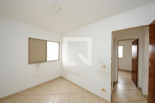 Quarto 1 de apartamento à venda com 2 quartos, 60m² em Vila Cleonice, São Paulo