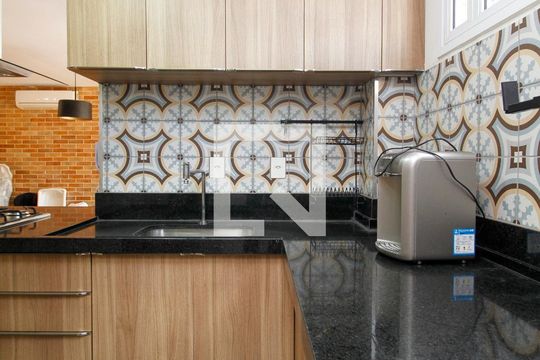 Cozinha de apartamento à venda com 2 quartos, 102m² em Sumarezinho, São Paulo