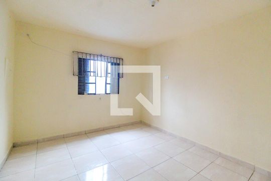 Casa para alugar com 1 quarto, 35m² em Vila Carmosina, São Paulo
