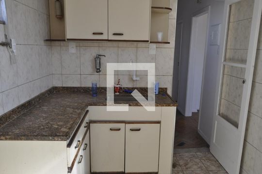 Cozinha de casa para alugar com 5 quartos, 250m² em Jacaré, Rio de Janeiro
