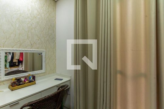 Quarto 1 de apartamento à venda com 2 quartos, 45m² em Jardim Textil, São Paulo