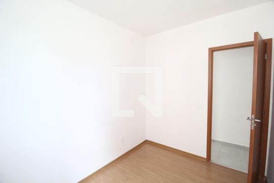 Quarto 1 de apartamento para alugar com 2 quartos, 47m² em Shopping Park, Uberlândia