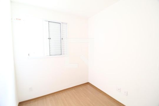 Quarto 2 de apartamento para alugar com 2 quartos, 47m² em Shopping Park, Uberlândia