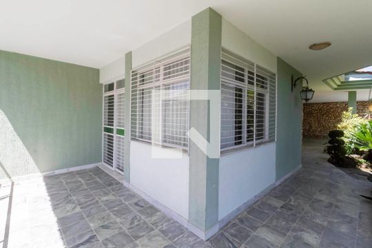 Varanda de casa à venda com 5 quartos, 1000m² em Bandeirantes (pampulha), Belo Horizonte