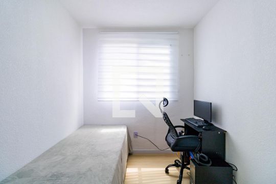 Quarto 2 de apartamento para alugar com 2 quartos, 43m² em Jardim Paris, São Paulo