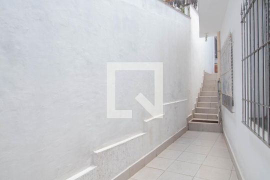 Quintal de casa à venda com 3 quartos, 251m² em Chácara Inglesa, São Paulo