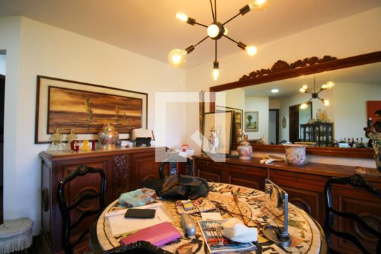Sala de apartamento à venda com 4 quartos, 173m² em Barra da Tijuca, Rio de Janeiro