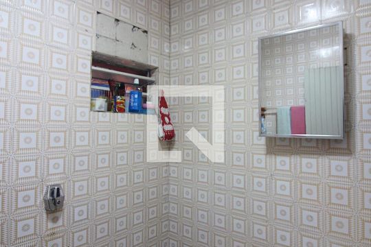 Banheiro Social de casa à venda com 4 quartos, 308m² em Vila Goncalves, São Bernardo do Campo