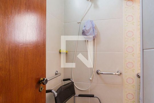 Banheiro Social de casa para alugar com 4 quartos, 270m² em Vila Olímpia, São Paulo