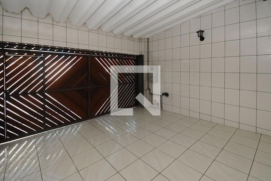 Garagem de casa à venda com 3 quartos, 150m² em Vila Euro, São Bernardo do Campo