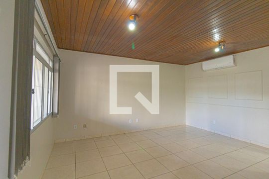 Sala de casa à venda com 3 quartos, 100m² em Mato Grande, Canoas