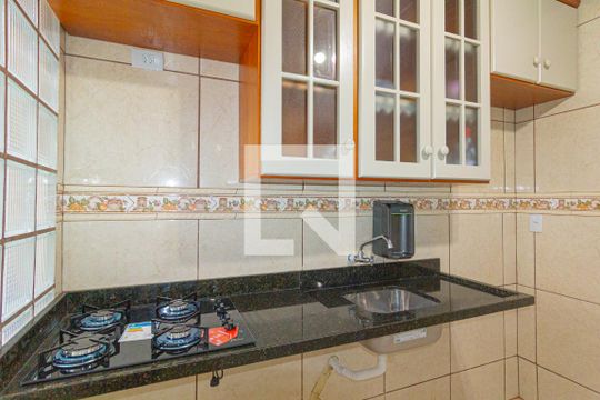 Cozinha de casa à venda com 3 quartos, 100m² em Mato Grande, Canoas