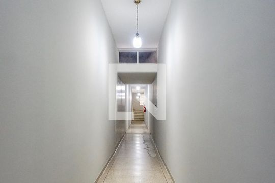Corredor de entrada de apartamento à venda com 2 quartos, 70m² em Tatuapé, São Paulo