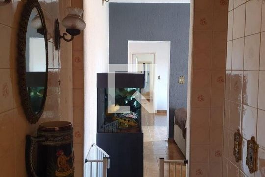 Casa à venda com 3 quartos, 330m² em Vila Diva (Zona Leste), São Paulo