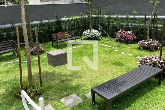 Apartamento à venda com 2 quartos, 67m² em Vila Azevedo, São Paulo
