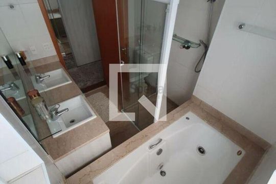 Apartamento à venda com 3 quartos, 202m² em Jardim Analia Franco, São Paulo