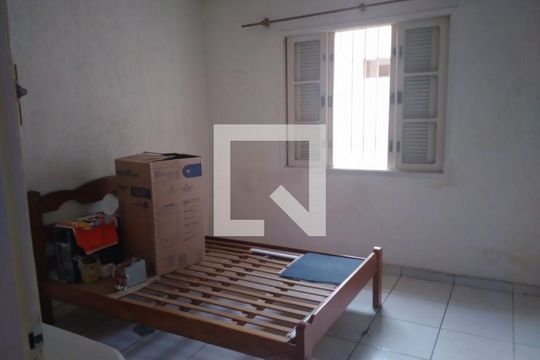 Casa à venda com 2 quartos, 70m² em Parque Maria Luiza, São Paulo