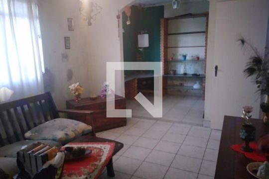 Casa à venda com 2 quartos, 70m² em Parque Maria Luiza, São Paulo