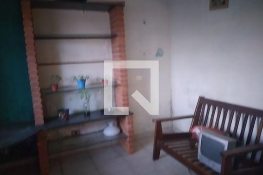 Casa à venda com 2 quartos, 70m² em Parque Maria Luiza, São Paulo