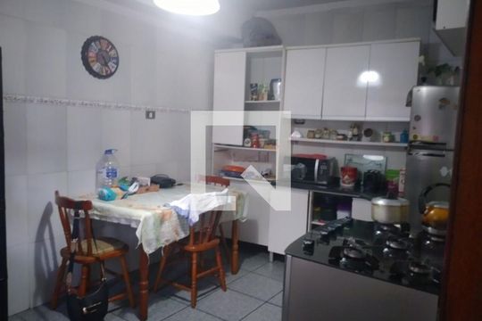 Casa à venda com 2 quartos, 70m² em Parque Maria Luiza, São Paulo