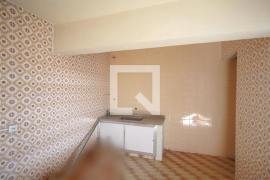 Cozinha de casa à venda com 3 quartos, 200m² em Concórdia, Belo Horizonte