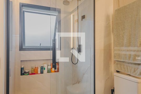 Banheiro da Suíte de apartamento à venda com 3 quartos, 104m² em Pinheiros, São Paulo