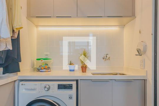 Área de Serviço de apartamento à venda com 3 quartos, 104m² em Pinheiros, São Paulo