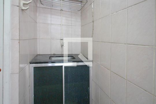 Cozinha de kitnet/studio para alugar com 1 quarto, 30m² em Floresta, Belo Horizonte