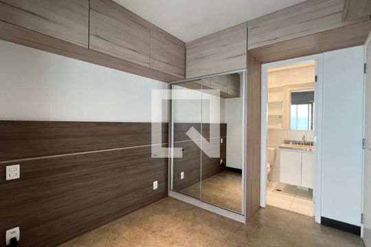 Suite de kitnet/studio à venda com 1 quarto, 35m² em Pinheiros, São Paulo