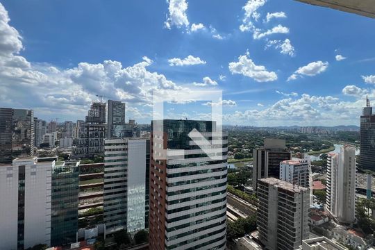 Vista da cozinha de kitnet/studio à venda com 1 quarto, 35m² em Pinheiros, São Paulo