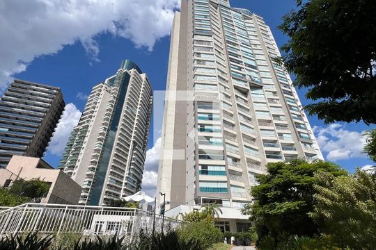 Fachada de kitnet/studio à venda com 1 quarto, 35m² em Pinheiros, São Paulo