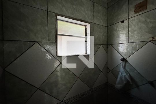 Banheiro de casa à venda com 3 quartos, 130m² em Campina, São Leopoldo