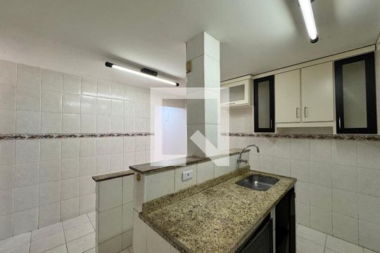 Cozinha de apartamento à venda com 3 quartos, 220m² em Vargem Grande, Rio de Janeiro