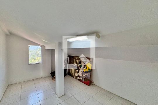 - Quarto de casa de condomínio para alugar com 6 quartos, 550m² em Barra da Tijuca, Rio de Janeiro