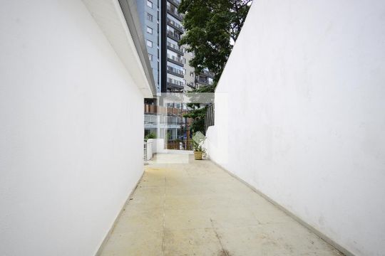 Varanda de casa para alugar com 4 quartos, 190m² em Vila Dom Pedro I, São Paulo