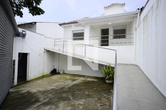 Garagem de casa para alugar com 4 quartos, 190m² em Vila Dom Pedro I, São Paulo