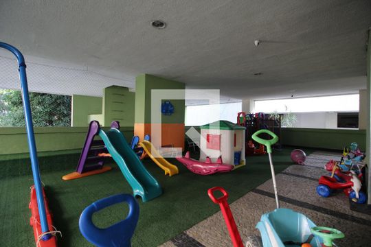 Playground de apartamento à venda com 4 quartos, 96m² em Anil, Rio de Janeiro