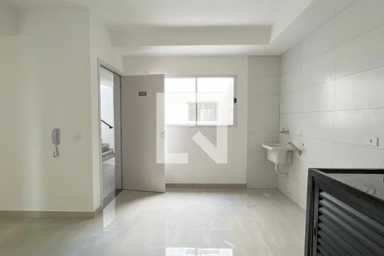 Sala/Cozinha de apartamento para alugar com 1 quarto, 26m² em São Domingos, São Paulo