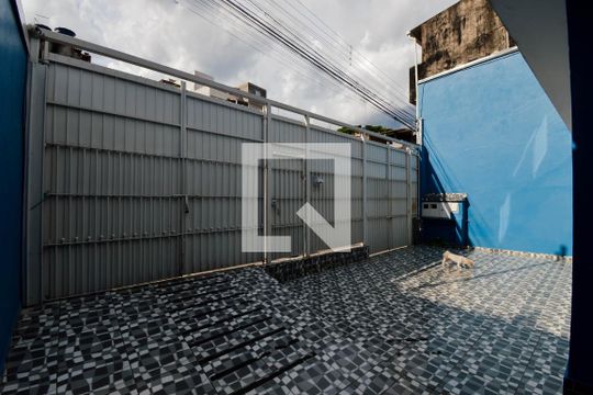 Garagem de casa para alugar com 2 quartos, 85m² em Jardim Paraiso, Guarulhos