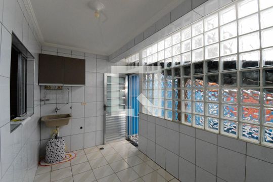 Área de Serviço de casa para alugar com 2 quartos, 85m² em Jardim Paraiso, Guarulhos