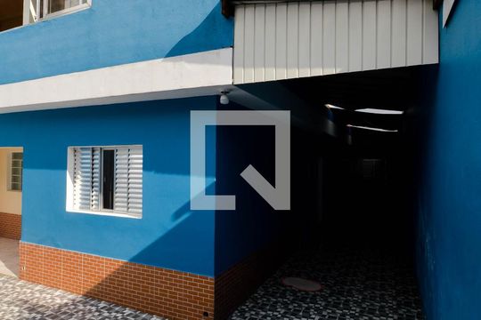 Garagem de casa para alugar com 2 quartos, 85m² em Jardim Paraiso, Guarulhos