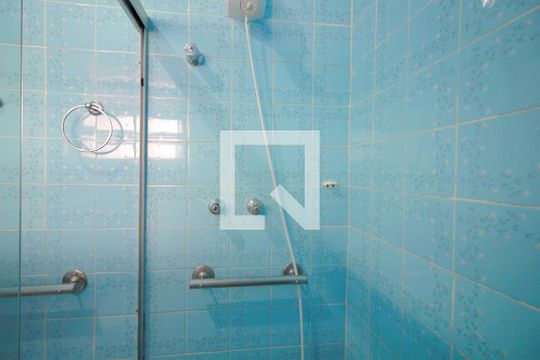 Banheiro de casa à venda com 8 quartos, 357m² em Nova Floresta, Belo Horizonte